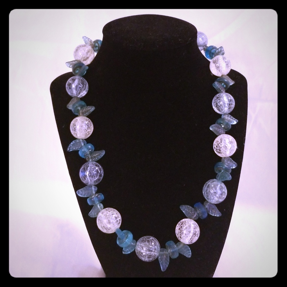 SUMMER SEAGLASS LEAF & BAUBLE NECKLACE OCEAN BLUE